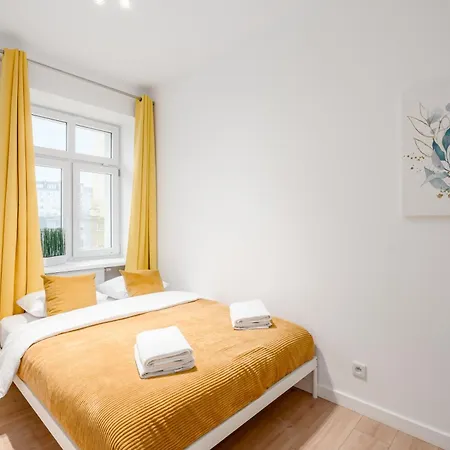Warsaw City Old Praga Apartments Екстер'єр фото